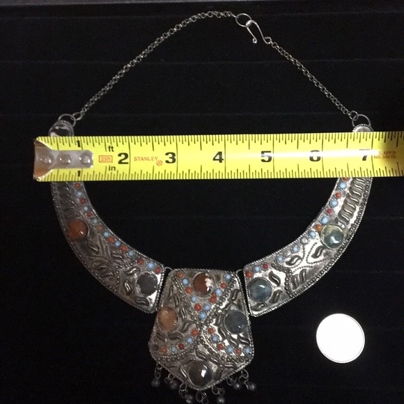 Metallic and stone necklace from Kenya - Picture 8 of 8